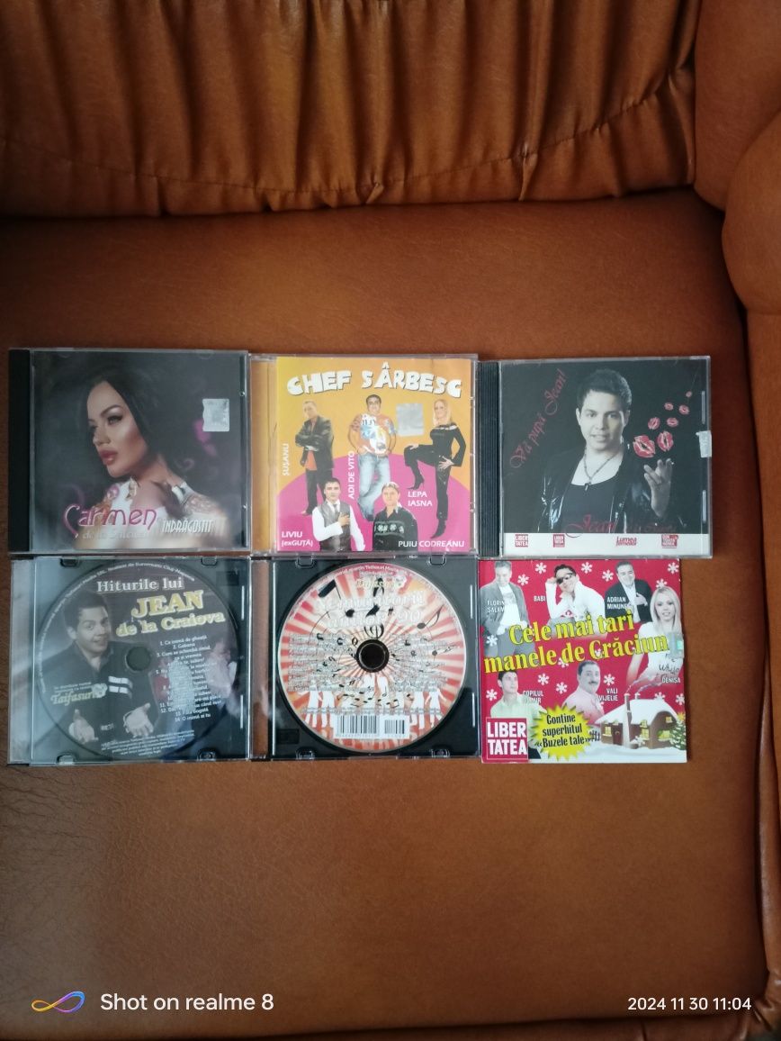 Cd-uri cu muzica de diferite genuri si  cd-uri de colectie