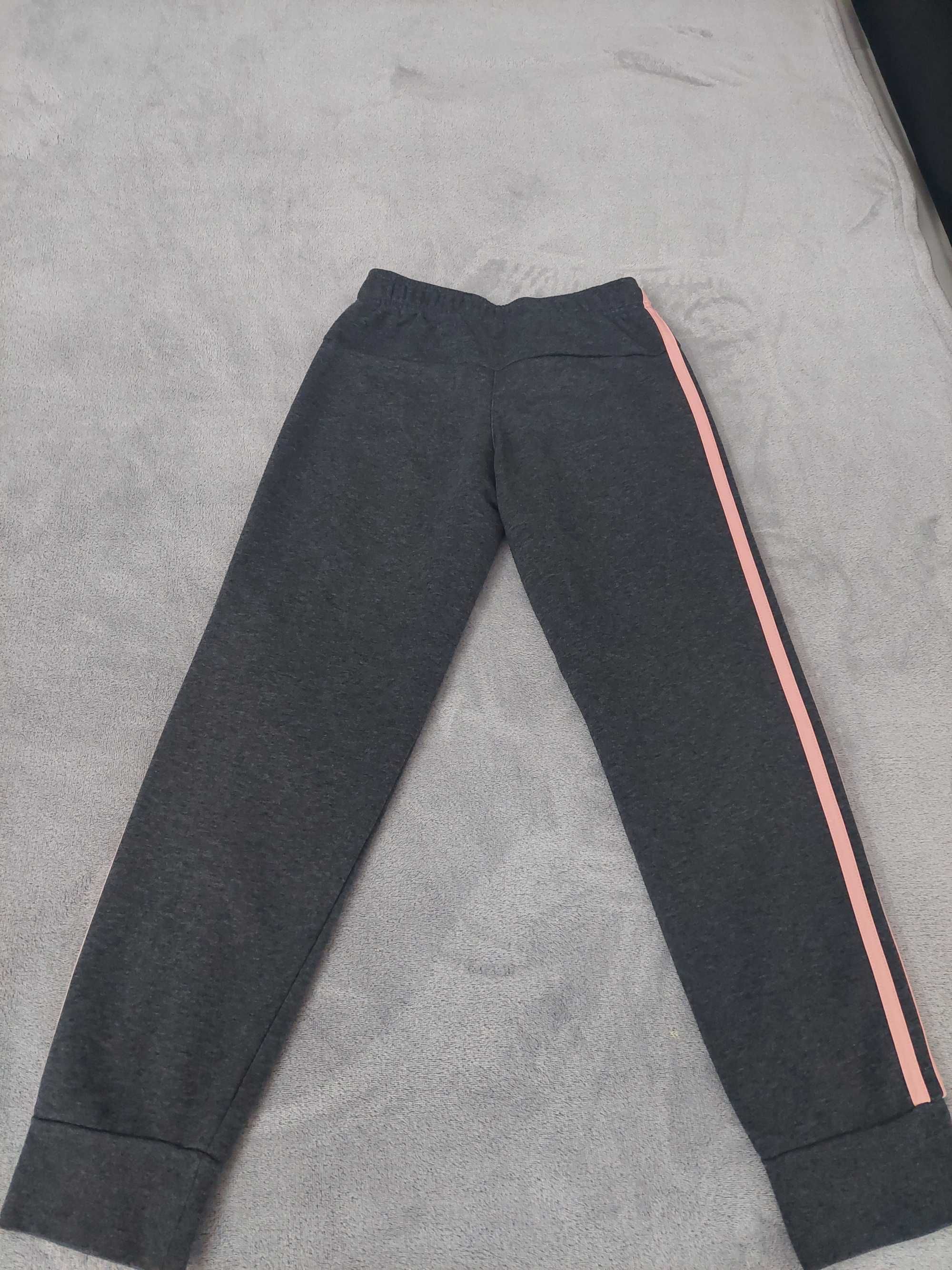 Детско долнище Adidas