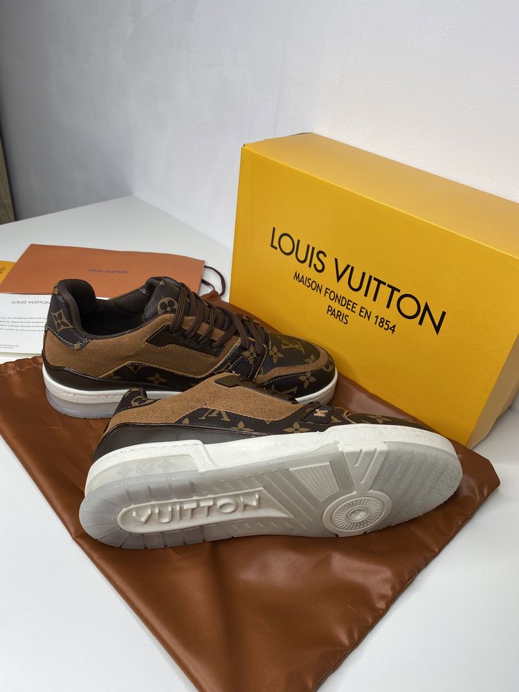Adidasi Louis Vuitton Model Nou
