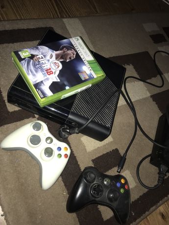 Xbox 360 + 2 wifi joystick