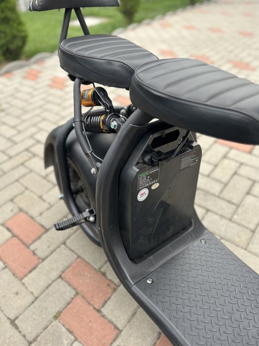 Vand scuter electric