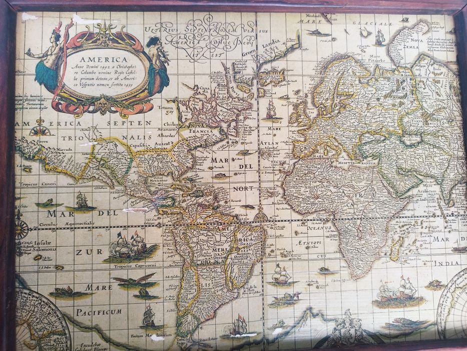 Harta lumii, tablou cu ramă din lemn