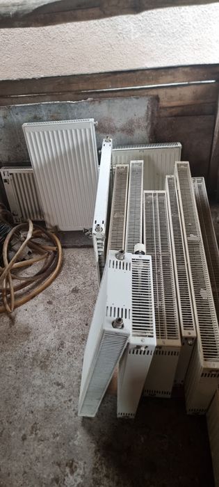 Calorifere camere și baie