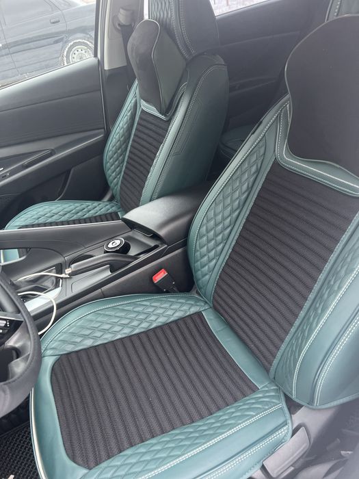 Продам чехлы на hundai elantra в идевльном состоянии