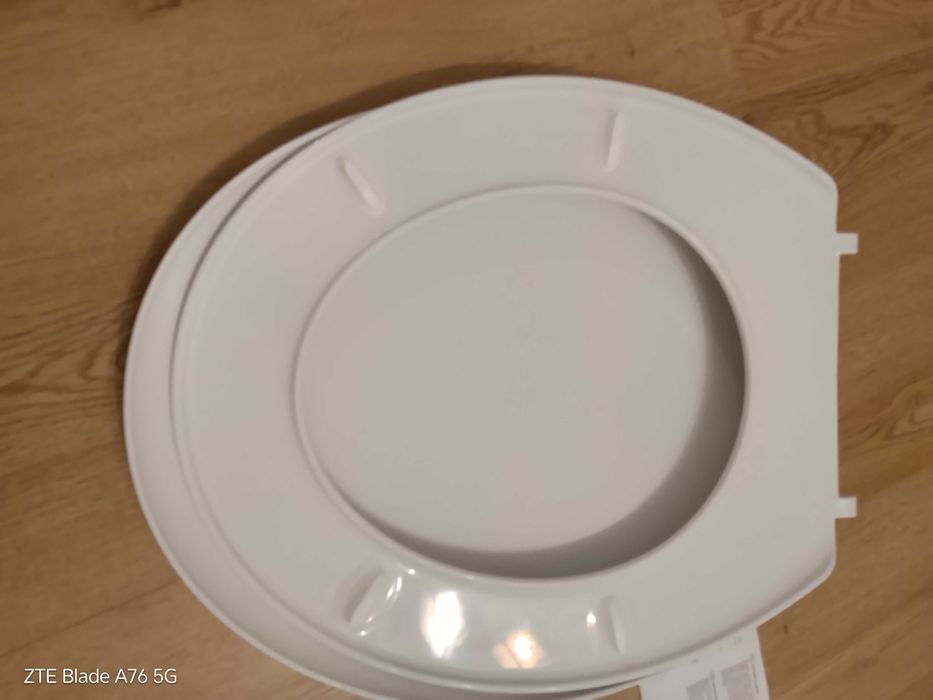 Седалка и капак за тоалетна чиния Fayans.