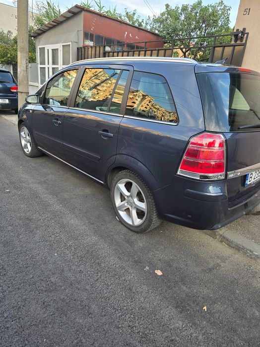 Vand Opel Zafira Sport  1.9 cdti, foarte intretinuta, 150 cp, 3300euro