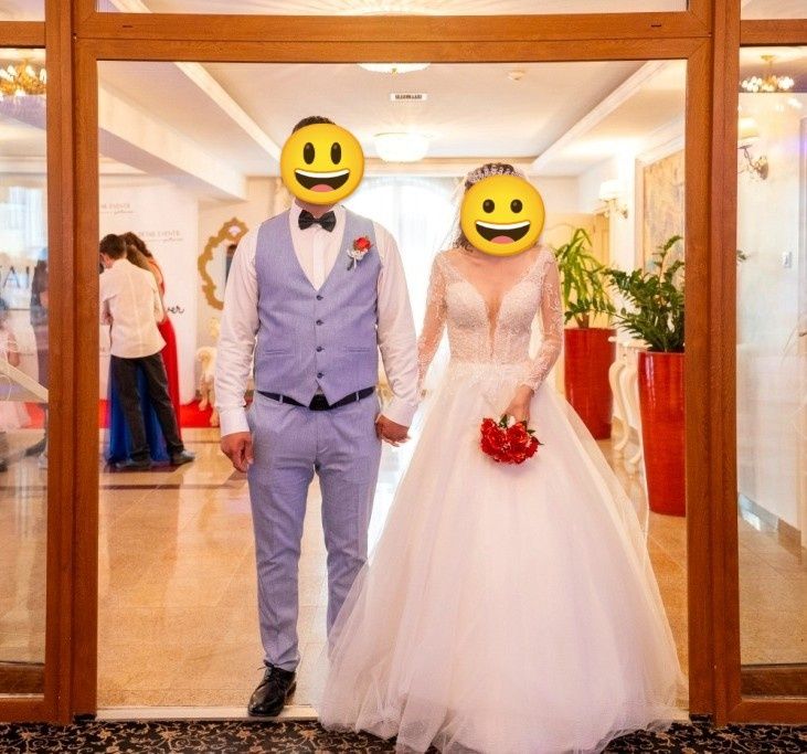 Rochie de mireasă + voal + cerc de 3