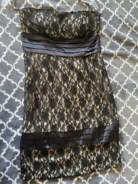 rochie neagra din dantela XOXO marimea M