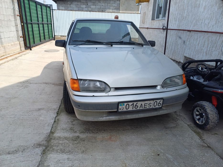 Автомобиль ваз 2114