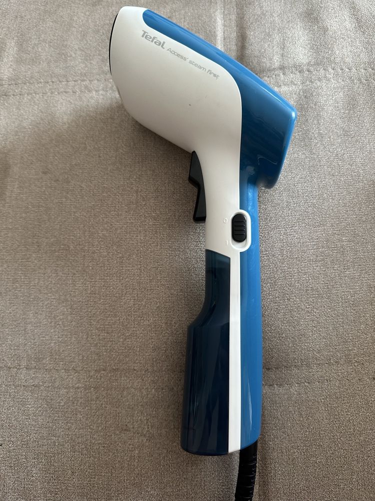 Уред за гладене с пара Tefal Access Steam First