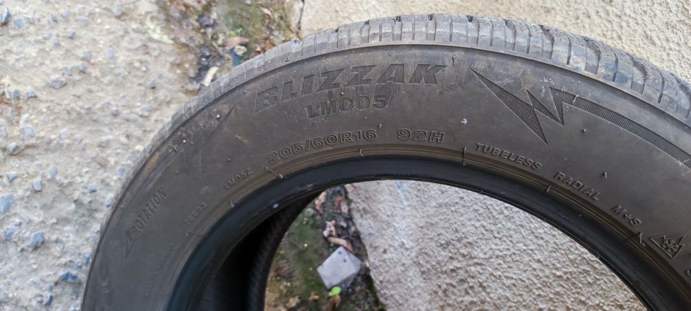 Гуми BRIDGESTONE 205/60/16