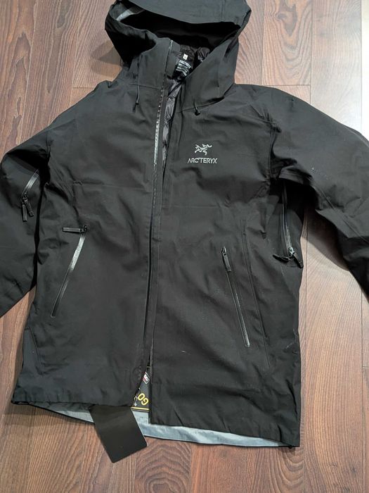 Зимно мъжко яке .