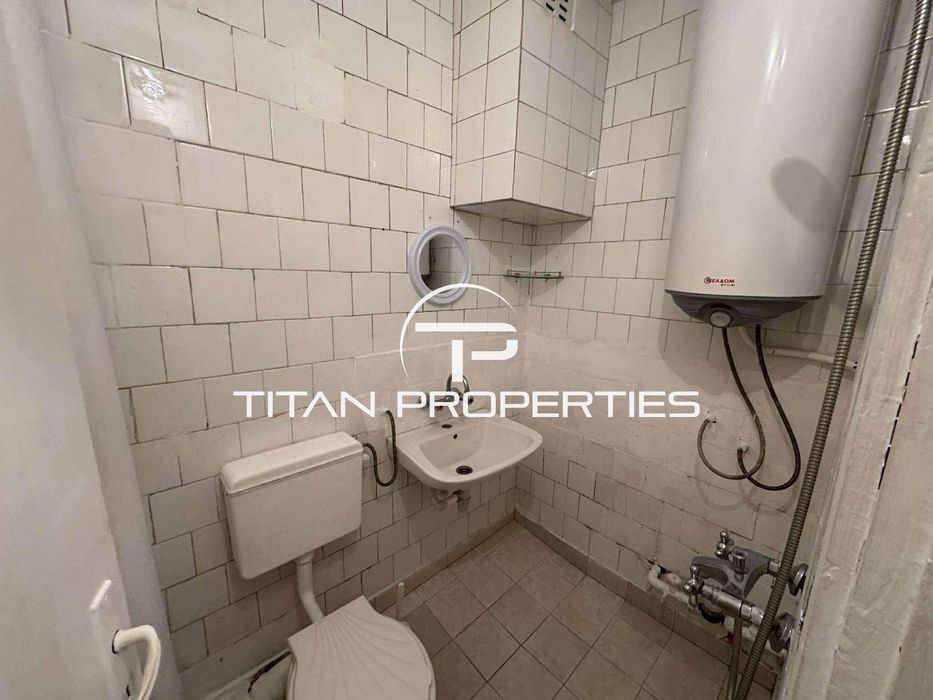 Двустаен апартамент, под наем, Окръжна болница