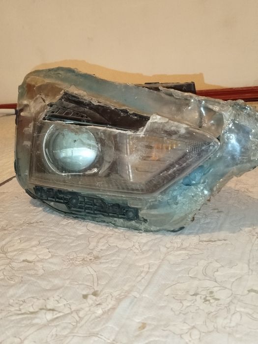Хюндай баион 2023 передний фара 2 шт комплект