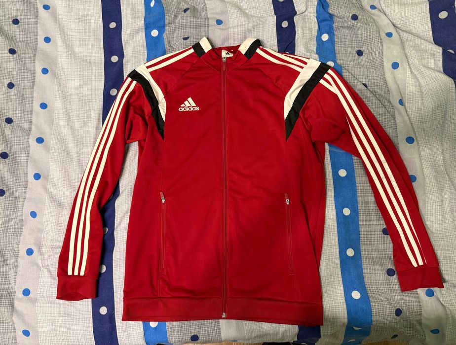 Адидас горници ретро