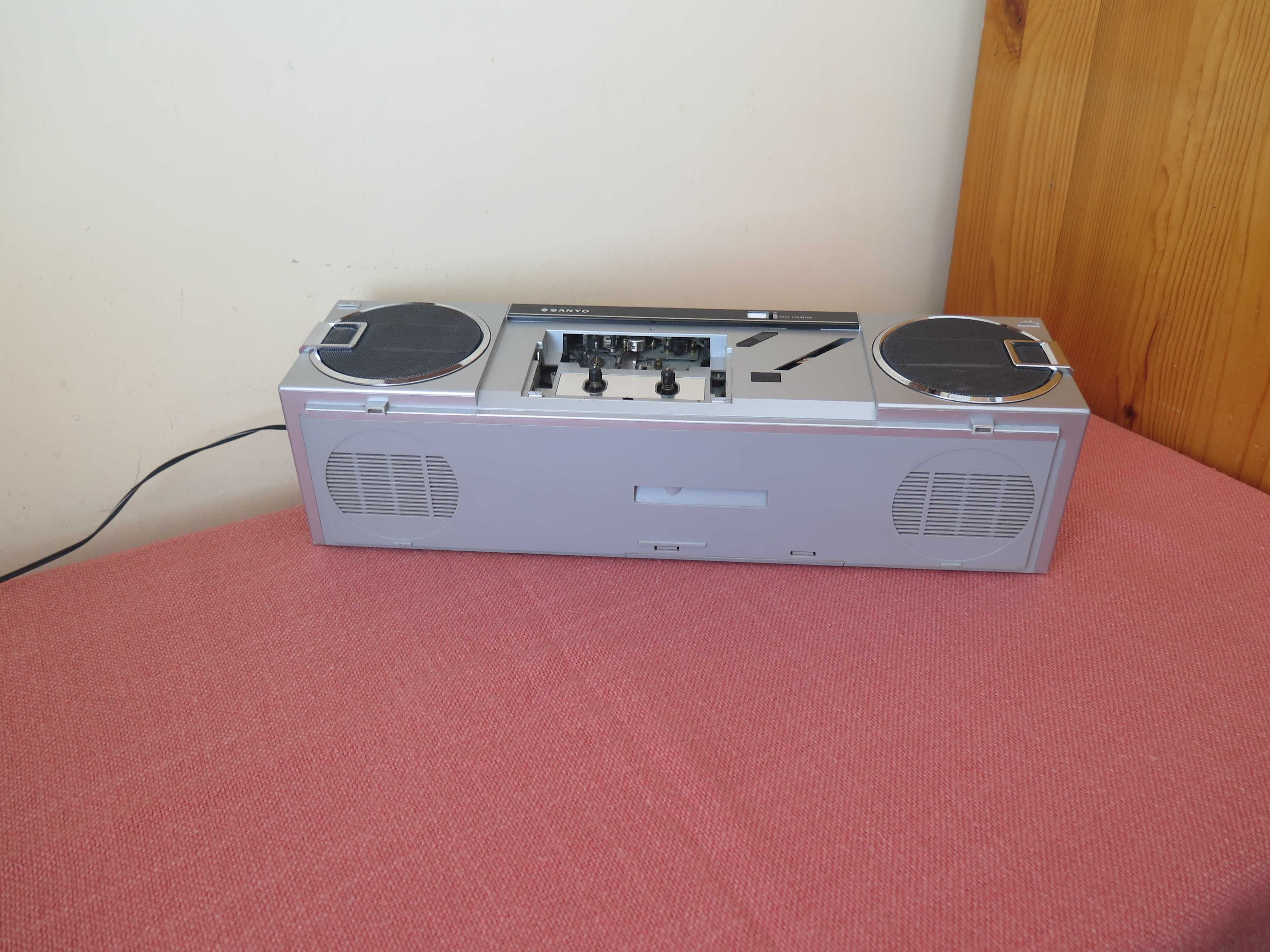 Sanyo Cubic Stereo M-7735L, 1985 ,Japan- радиокасетофон