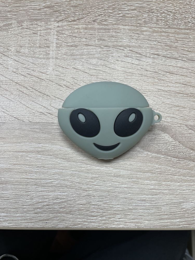 Husa , case , carcasa Apple Airpods 1 si 2 Pro the office , alien