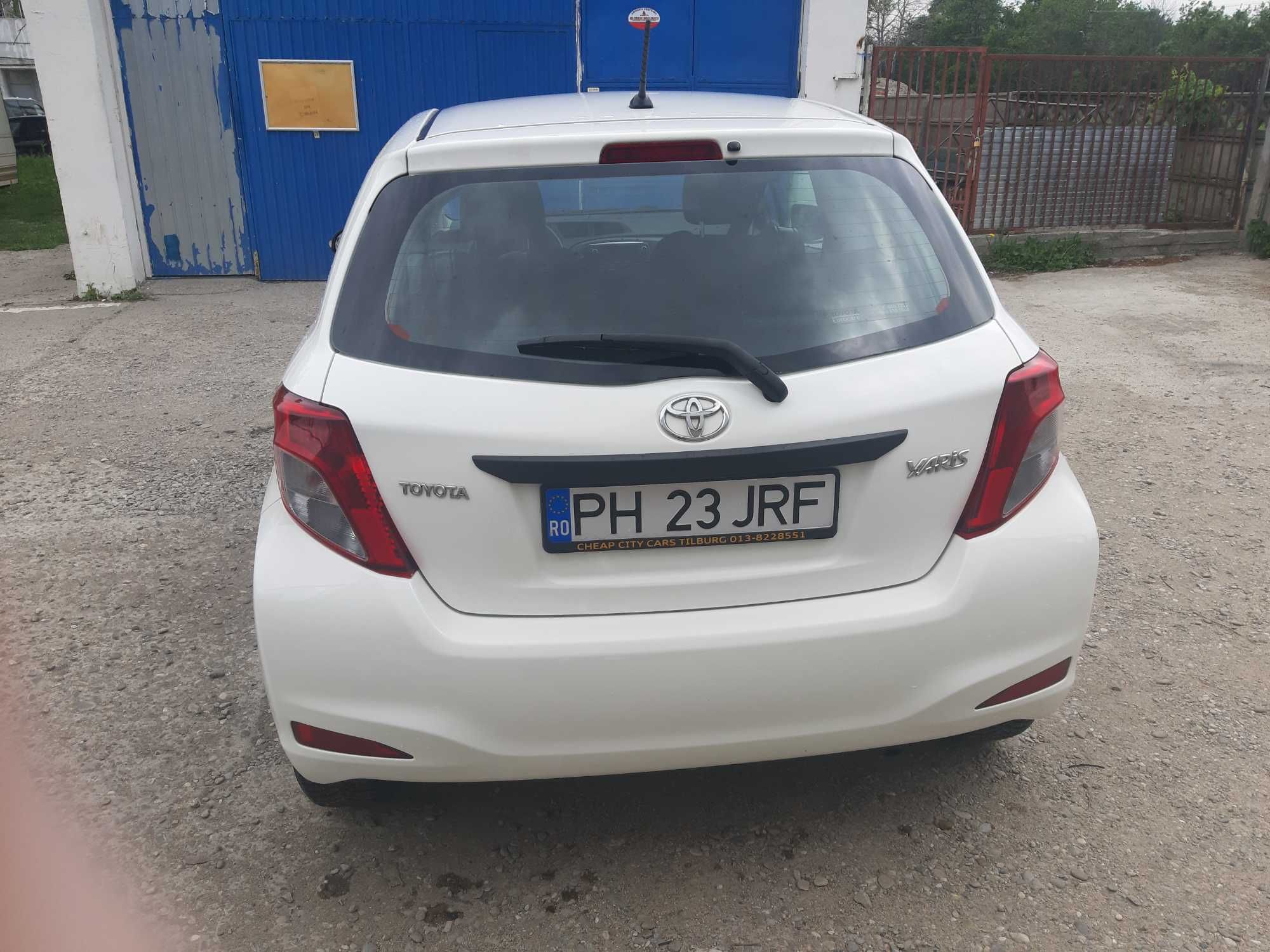 Vand Toyota Yaris 2013