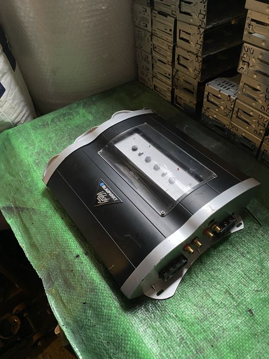 Blaupunkt (Germany)- Качествен и Компактен BASS Усилвател за кола авто