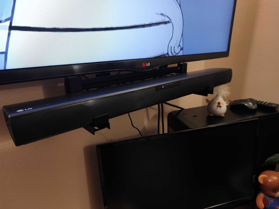 Саундбар LG SQC1