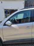 Usa Stanga Fata Volkswagen Tiguan 5N 2008 - 2011 SUV 4 Usi Reflex silver Metalic LA7W ...