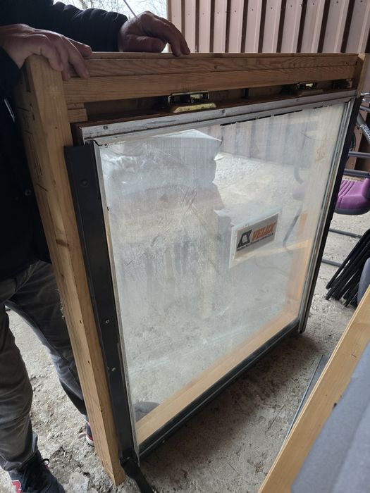 Ferestre mansardă velux