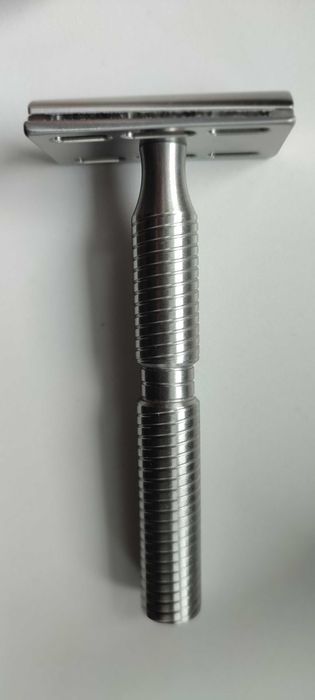 barbierit clasic ras metal gillette aparat