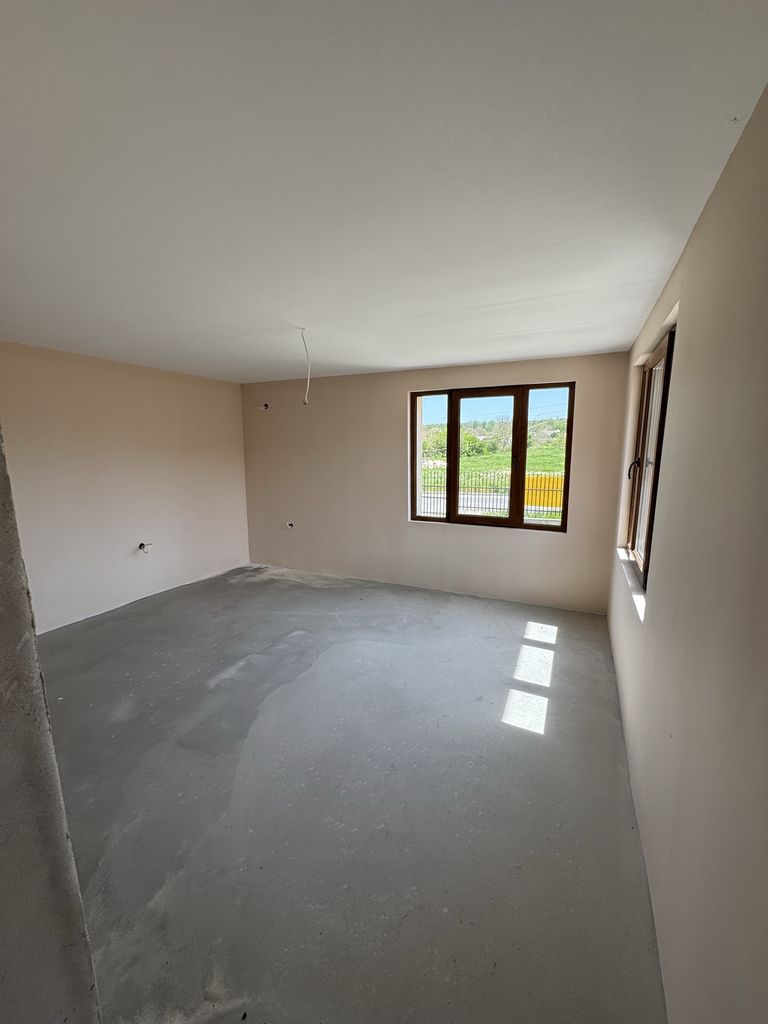 Продава се Къща в Русе, Средна кула - 75 кв.м за 1327 €/кв.м - Снимка #4