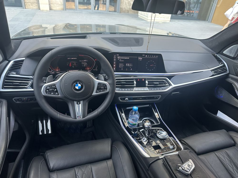 BMW X7 Drive 50i 2020 год