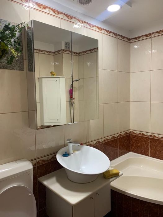 Inchiriez apartament central 4 camere