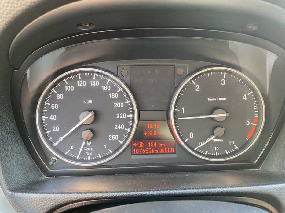 BMW 320d E90 2008 188000 km Jante 18 ITP si RCA noi