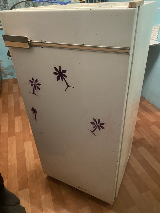 Продам Холодильник срочно