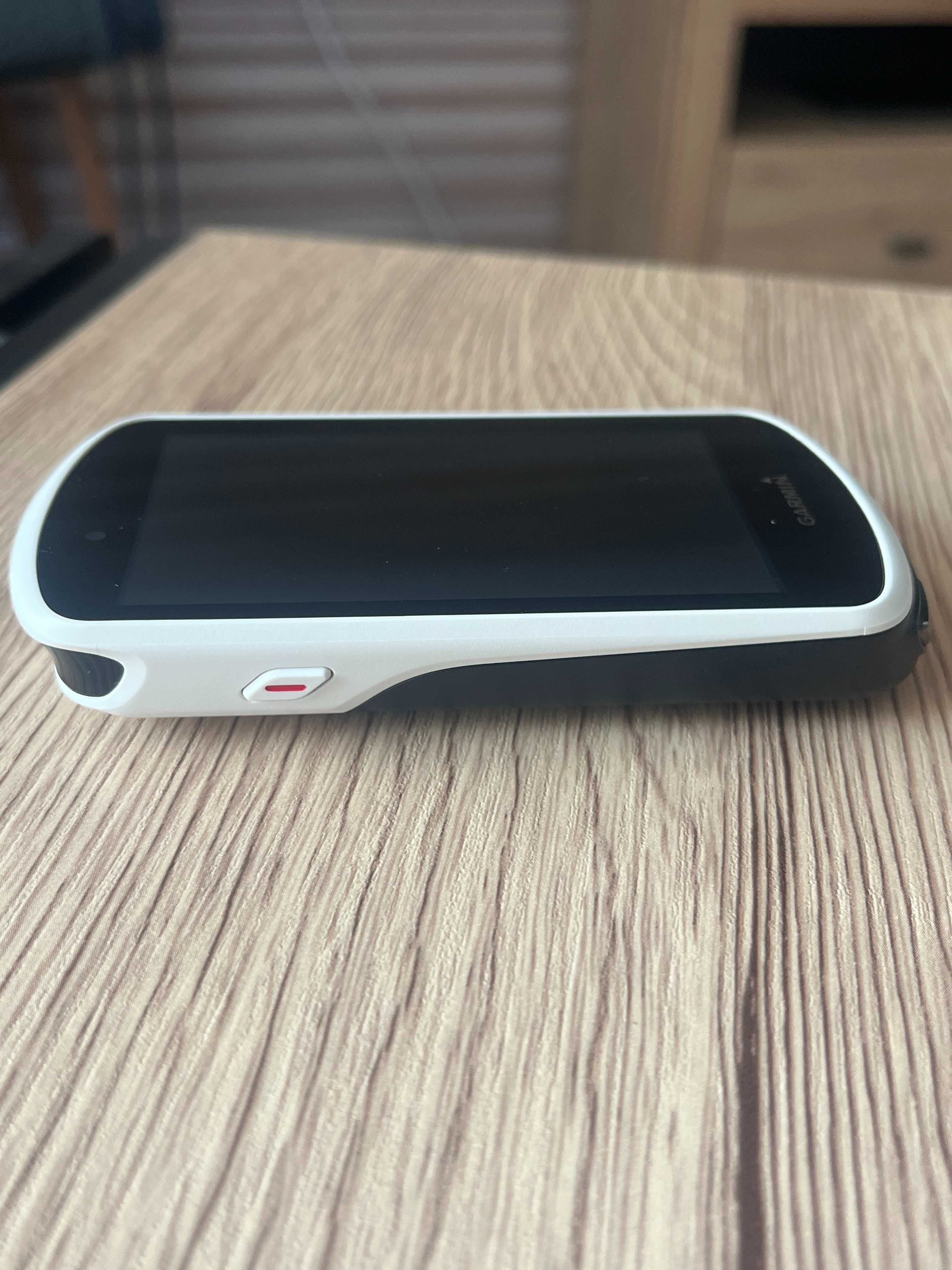 Garmin Edge 1030 bundle велокомпютър