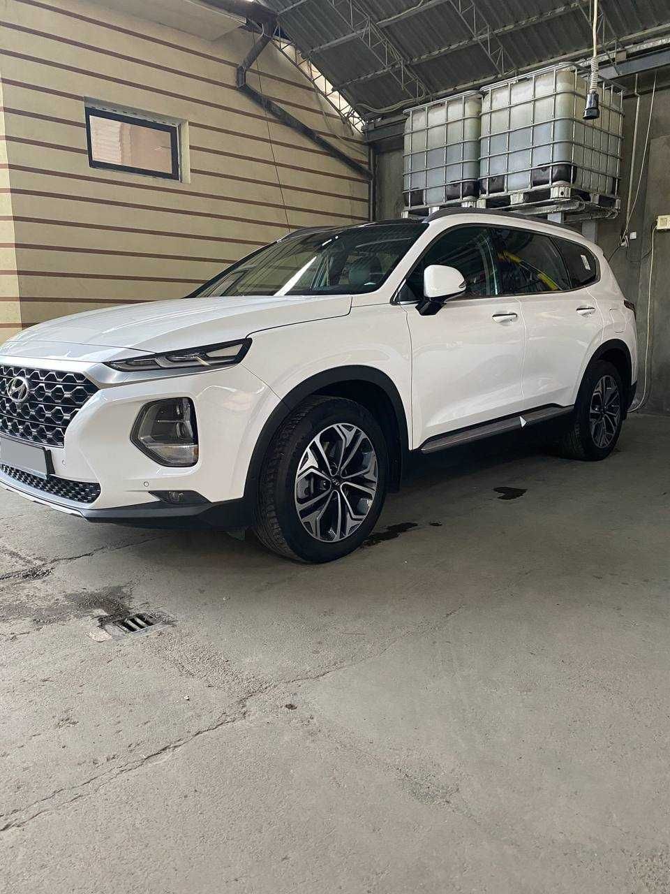Hyundai Santa Fe 2020 - Состояние идеал - HTRAC Polniy privod
