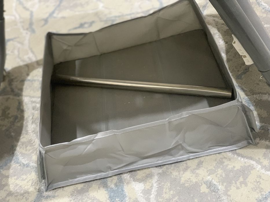 Bolalar ovqatlanadigan stulchik