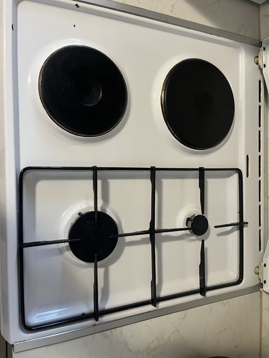 Печка домакинска фурна Горение газ ток