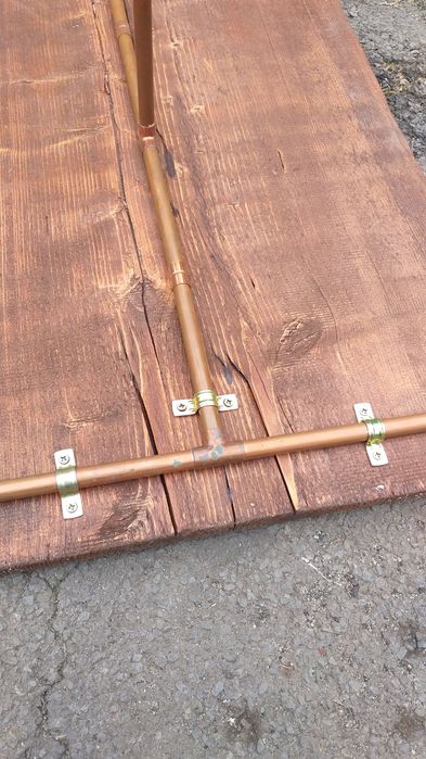 Masa blat lemn natural cadru teava cupru