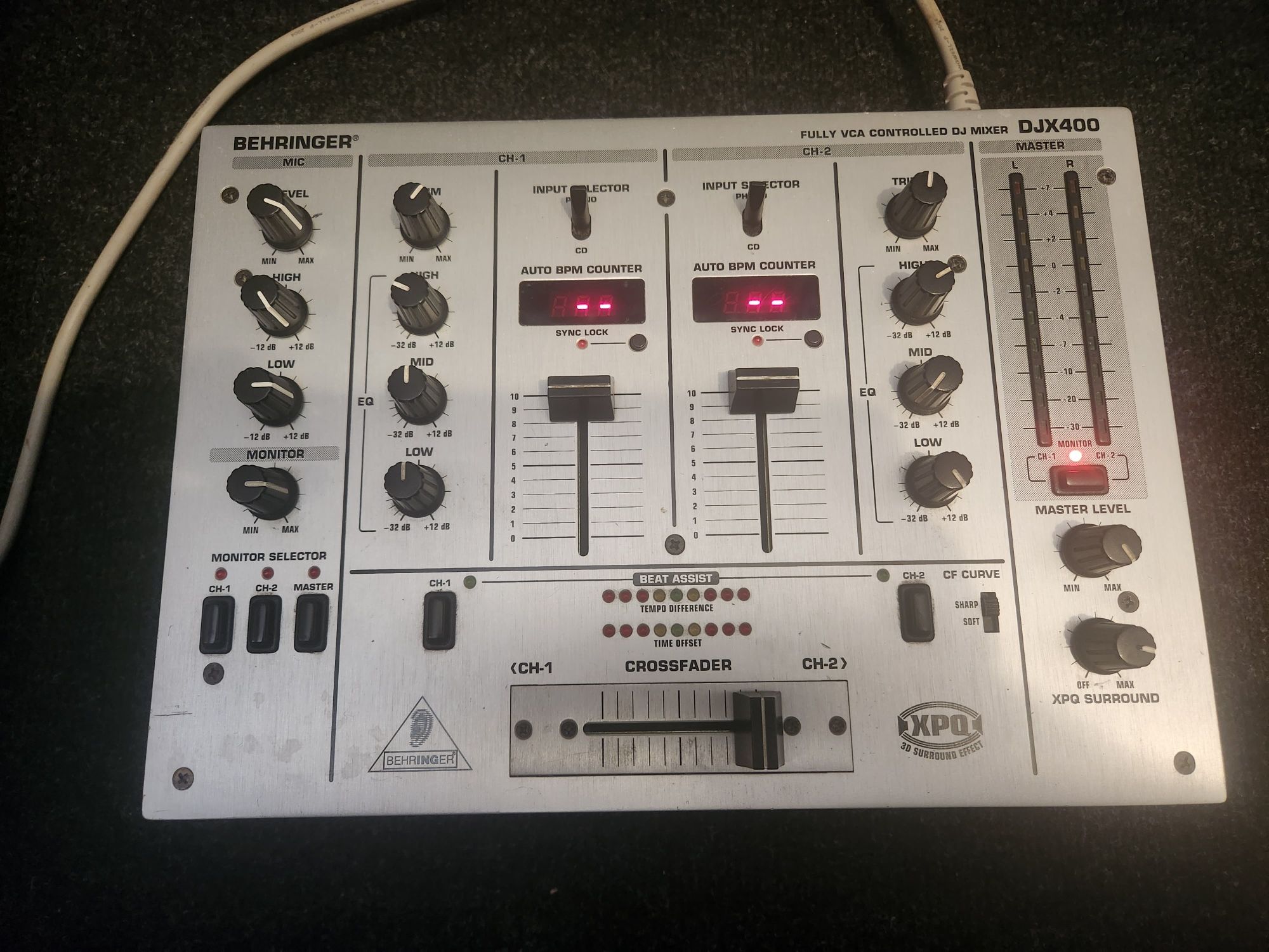 Mixer rar Behringer DJX400