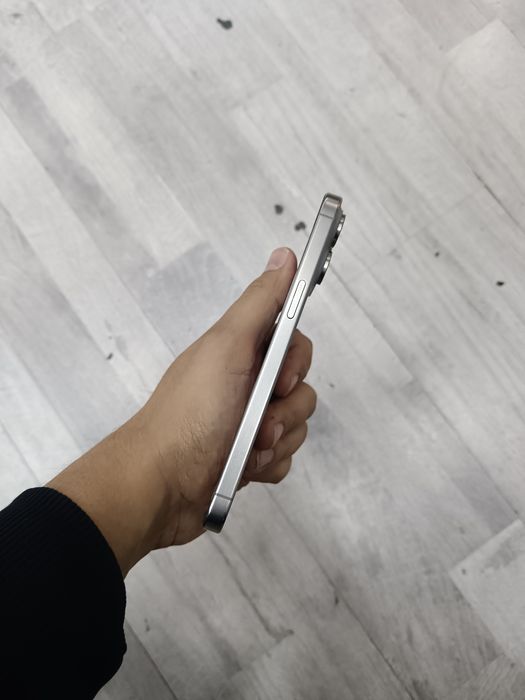 iPhone 15 Pro Max X/A 256 GB Natural Titanium