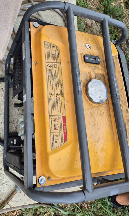 Generator de curent electric monofazic, pe benzina, O-Mac Professional