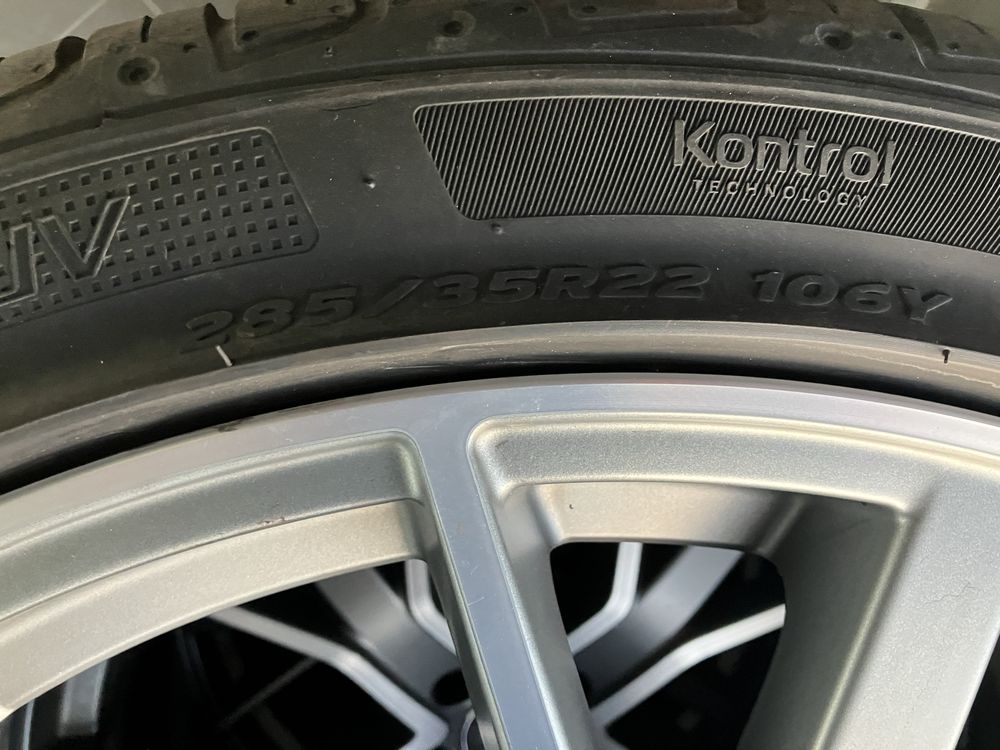 285/35/22 Hankook S1 evo 2 SUV DOT3718 летни гуми