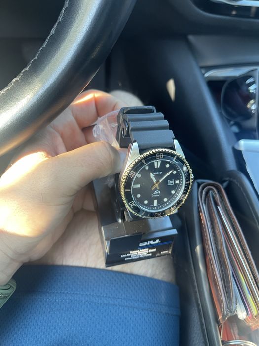 Casio Duro MDV-106.