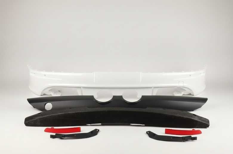 Prelungire Bara Spate VW Golf 5 V 2004-2008 R32 Look (LB9A (Alb))