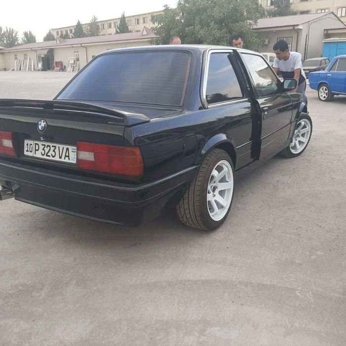 BMW e30 coupe  dokument BN SROCHNA