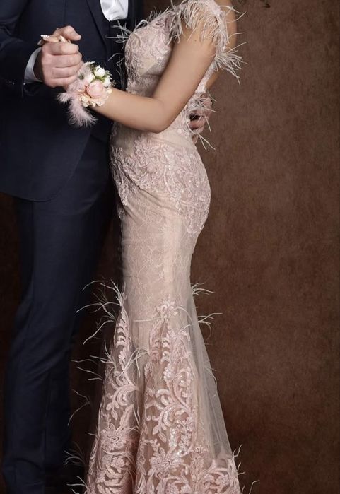 Бална рокля тип русалка