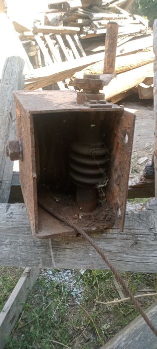 Продам лебёдку состояние среднее