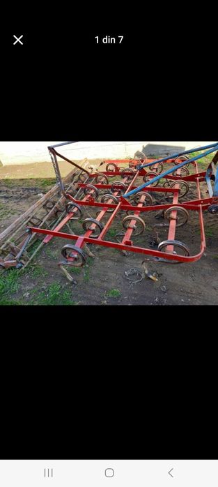 Vând combinator și plug 2 brazde stare foarte bună