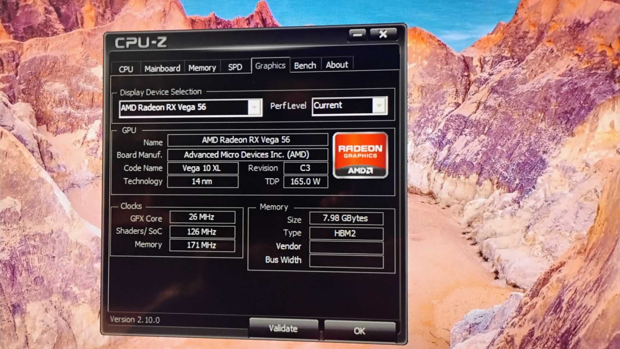 Placa video  GeForce GTX 1070 8G, Radeon RX VEGA 56 8G