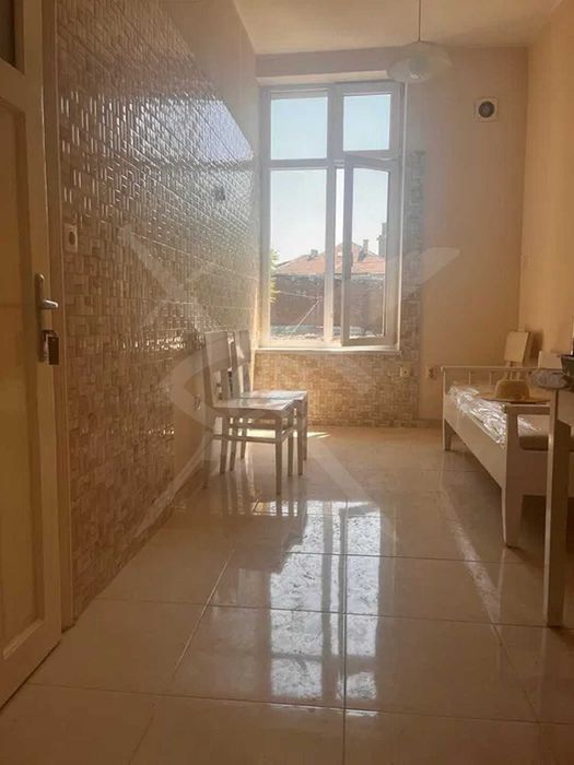 Продава се Тристаен апартамент в София, Център - 105 кв.м за 2572 €/кв.м - Снимка #4