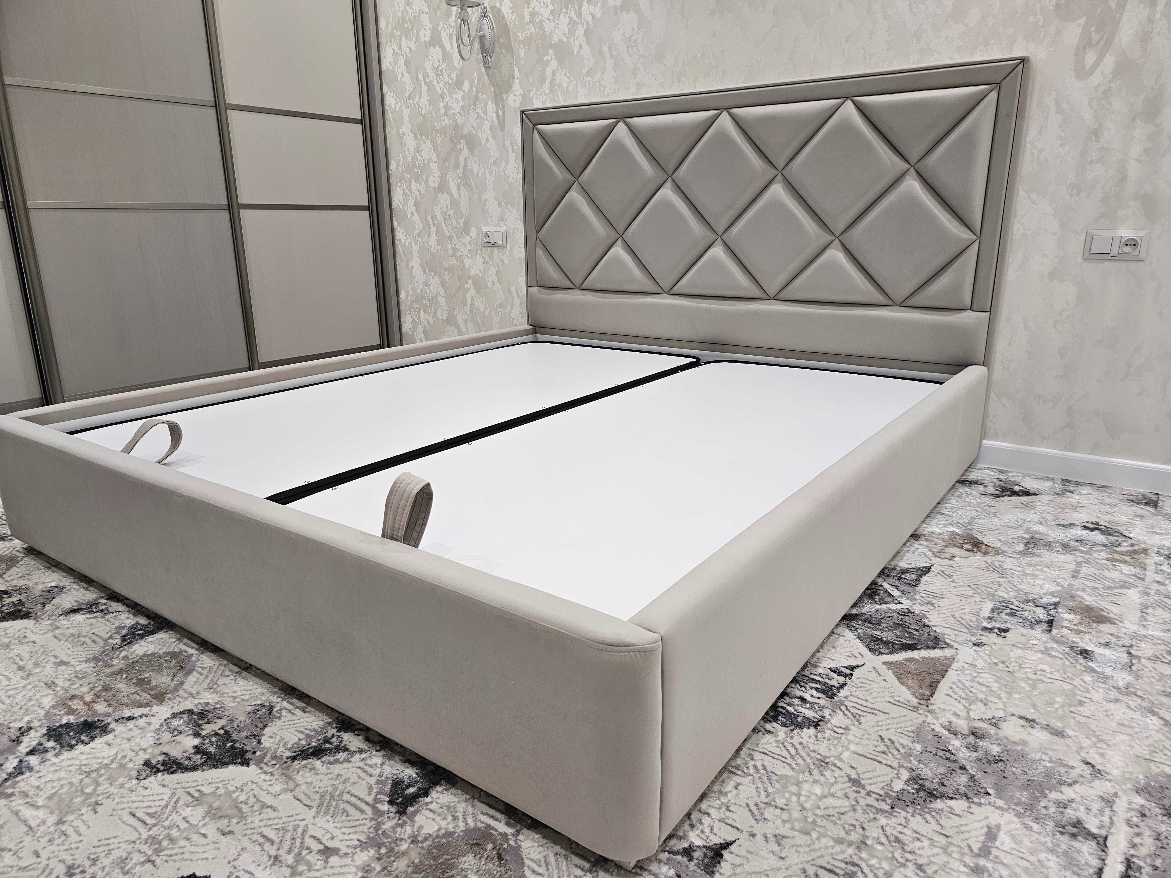 Кровать. Кроват с мягкими бортами и изголовьем в наличии. Nur Matras